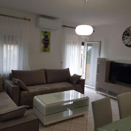 Apartment Zarko Vrsar Bagian luar foto