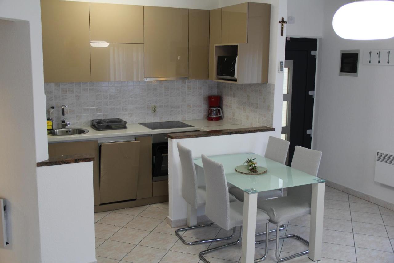 Apartment Zarko Vrsar Bagian luar foto