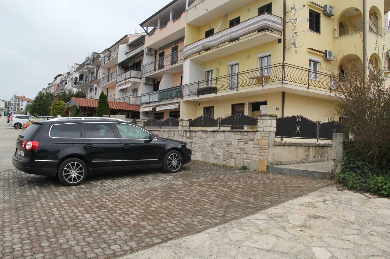 Apartment Zarko Vrsar Bagian luar foto